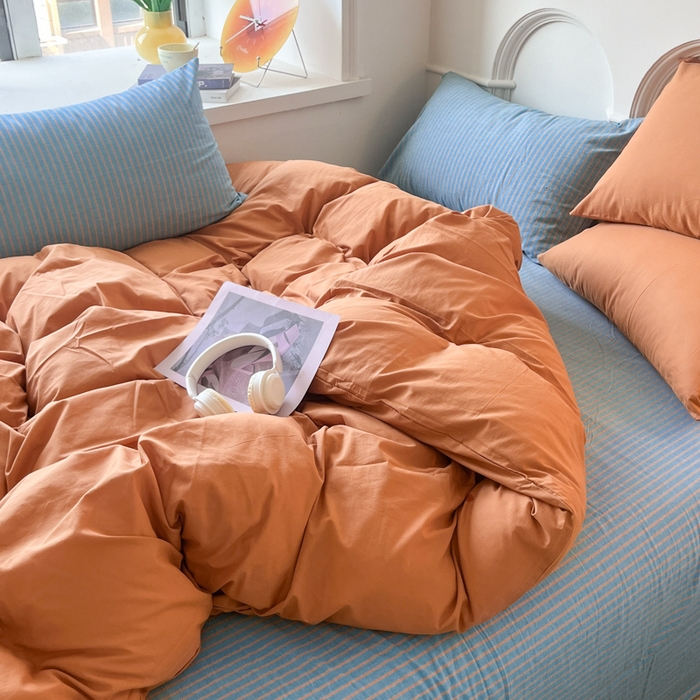 91家纺网 家纺一手货源 找家纺 千朵 2024新款ins风多巴胺撞色条纹全棉水洗棉四件套-可乐系列 可乐蓝