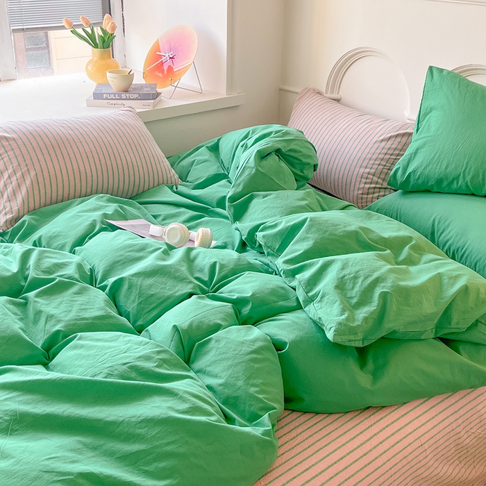 91家纺网 家纺一手货源 找家纺 千朵 2024新款ins风多巴胺撞色条纹全棉水洗棉四件套-可乐系列 可乐粉