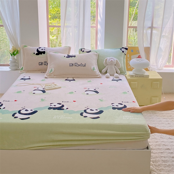 91家纺网 家纺一手货源 找家纺 凯儿家纺  2024新款加厚高克重印花系列单床笠 熊猫宝贝