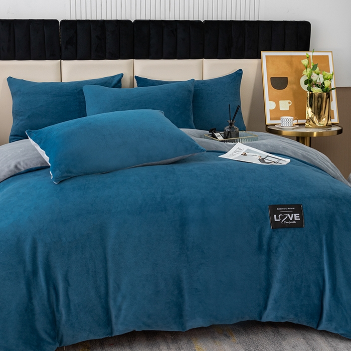 91家纺网 家纺一手货源 找家纺 鸿羽樱（鸿羽樱）家纺 2024新款牛奶绒四件套 宝石蓝+灰