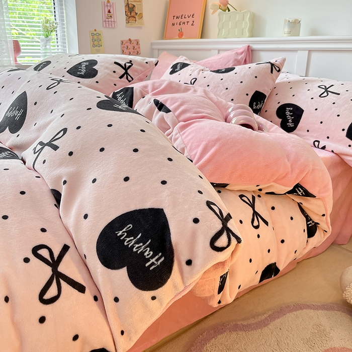 91家纺网 家纺一手货源 找家纺 2024新款200g加厚防静电牛奶绒小清新四件套 绒-粉墨