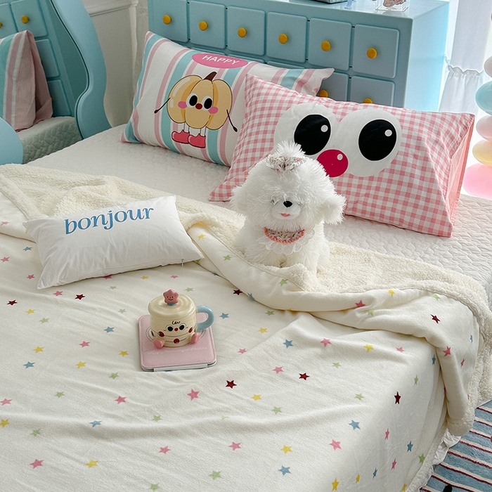 91家纺网 家纺一手货源 找家纺 昔可家纺 2024新款羊羔绒牛奶绒毛毯系列（三）-ins小清新系列 彩色小星星