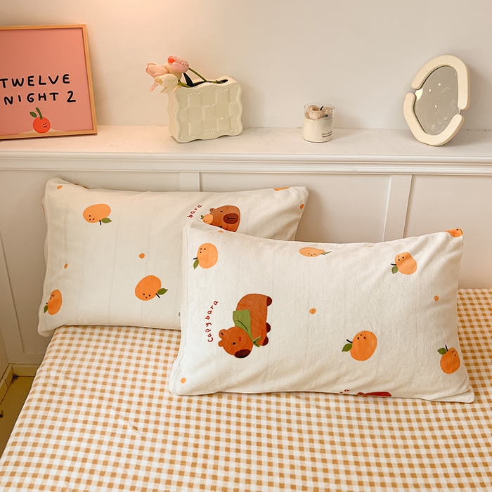 91家纺网 家纺一手货源 找家纺 2024新款200g加厚防静电牛奶绒小清新四件套 绒-吉利小豚鼠