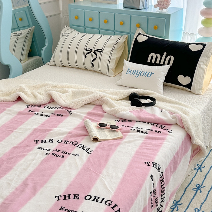 91家纺网 家纺一手货源 找家纺 昔可家纺 2024新款羊羔绒牛奶绒毛毯系列（三）-ins小清新系列 粉墨甜心