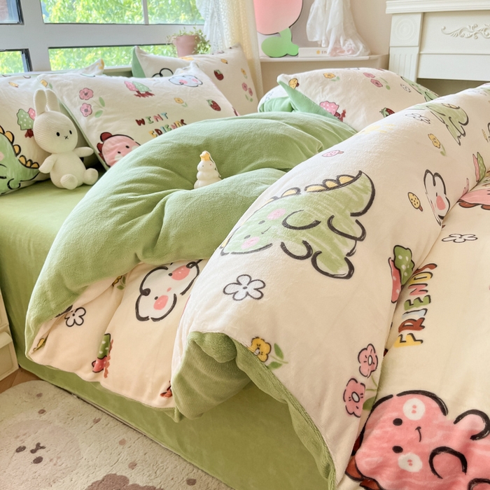 91家纺网 家纺一手货源 找家纺 卡派 2024新款冬季亲肤透气牛奶绒印花四件套 可爱恐龙