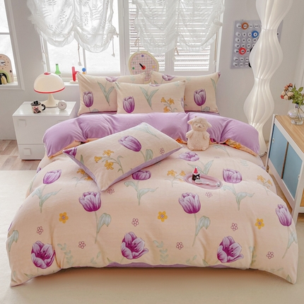 91家纺网 家纺一手货源 找家纺 （总）鸿羽樱（鸿羽樱）家纺 2025新款直播热款小清新牛奶绒四件套