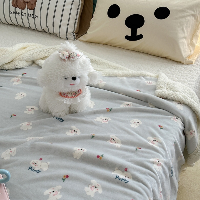 91家纺网 家纺一手货源 找家纺 昔可家纺 2024新款羊羔绒牛奶绒毛毯系列（三）-卡通系列 蓝底小奶狗