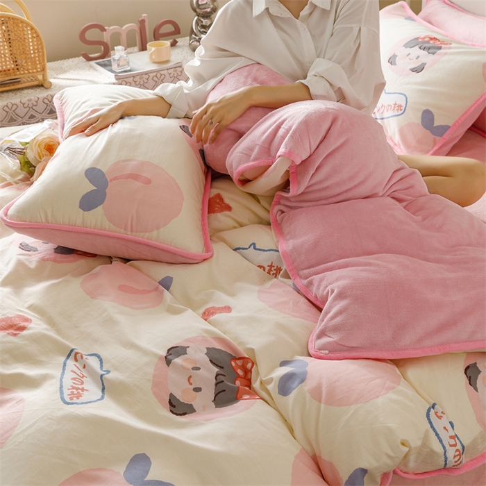 91家纺网 家纺一手货源 找家纺 红粉佳人 2025新款棉加绒印花四件套 蜜桃公主