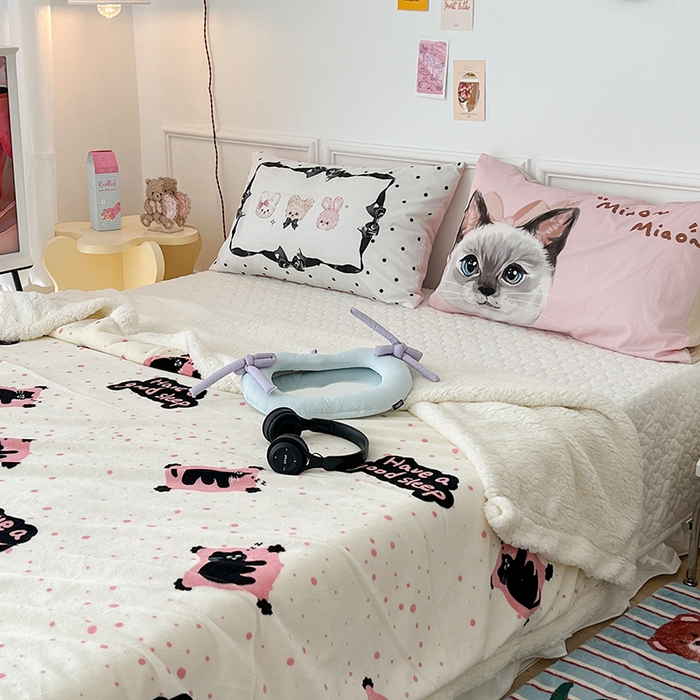 91家纺网 家纺一手货源 找家纺 昔可家纺 2024新款羊羔绒牛奶绒毛毯系列（三）-卡通系列 晚安猫猫