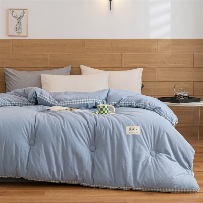 91家纺网 家纺一手货源 找家纺 2024新款无印风棋盘格立体边大豆纤维冬被 风格二 棋盘格-浅蓝