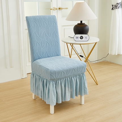 91家纺网 家纺一手货源 找家纺 丝绮鹿 2024新款雕花绒玉叶椅子套裙摆款 玉叶淡蓝