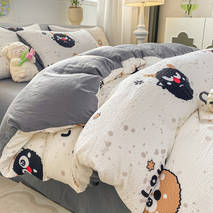 91家纺网 家纺一手货源 找家纺 悦织湾家纺 2025新款轻奢北欧风小清新印花水洗棉四件套 煤球宝宝