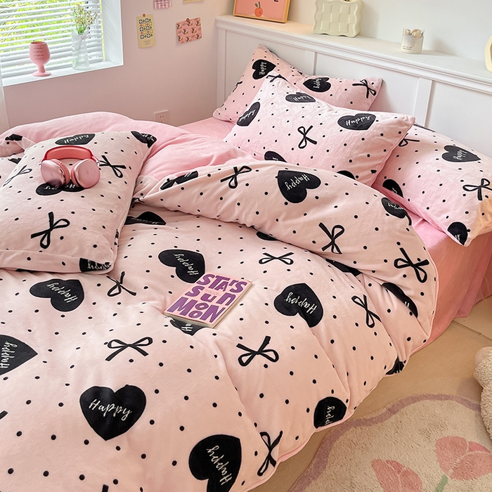 91家纺网 家纺一手货源 找家纺 2024新款200g加厚防静电牛奶绒小清新四件套 绒-粉墨