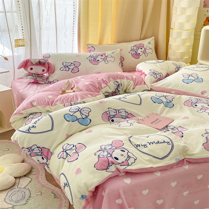 91家纺网 家纺一手货源 找家纺 2024新款三丽鸥牛奶绒小版四件套 樱桃美乐蒂