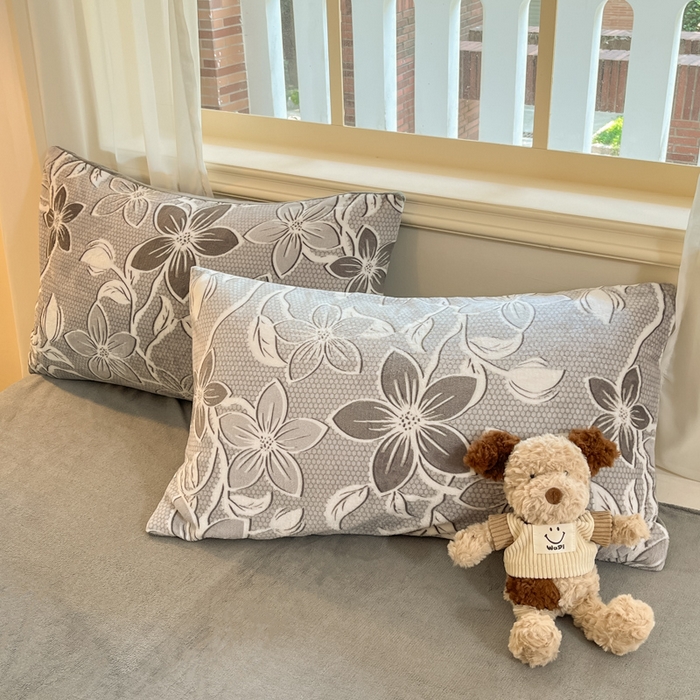 91家纺网 家纺一手货源 找家纺 卡派 2024新款冬季亲肤透气牛奶绒印花四件套 花姿-灰