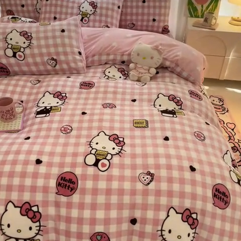 91家纺网 家纺一手货源 找家纺 2024新款三丽鸥牛奶绒小版四件套 牛奶绒小版-饼干KT猫