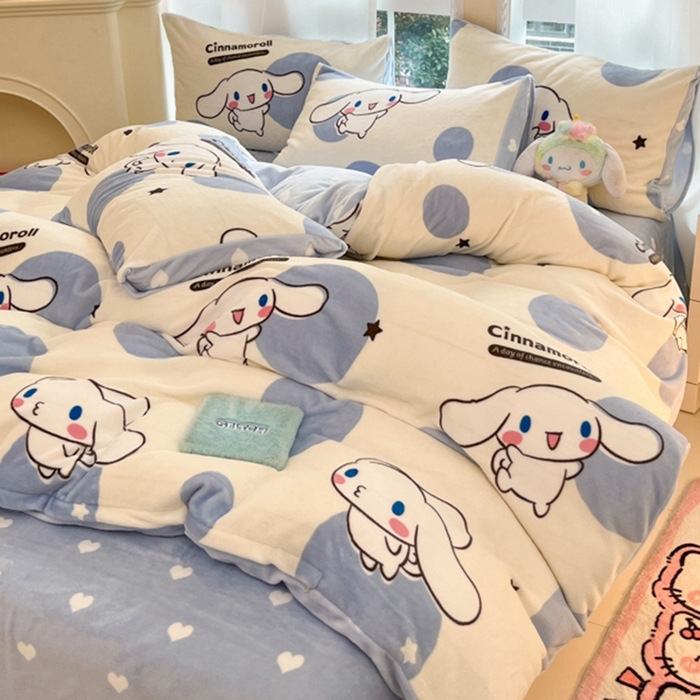 91家纺网 家纺一手货源 找家纺 2024新款三丽鸥牛奶绒小版四件套 牛奶绒小版-波点玉桂狗