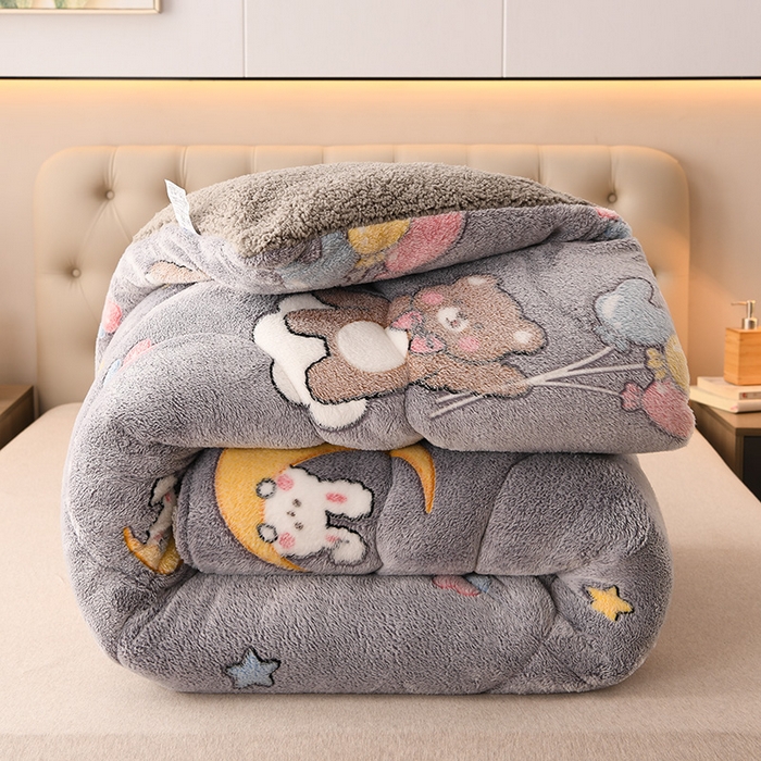 91家纺网 家纺一手货源 找家纺 南北家居 2024新款AB版雪花绒羊羔绒冬被被子被芯 云朵萌熊