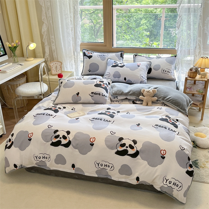 91家纺网 家纺一手货源 找家纺 红粉佳人 2025新款棉加绒印花四件套 快乐熊猫