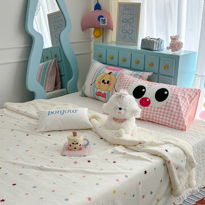 91家纺网 家纺一手货源 找家纺 昔可家纺 2024新款羊羔绒牛奶绒毛毯系列（三）-ins小清新系列 彩色小星星