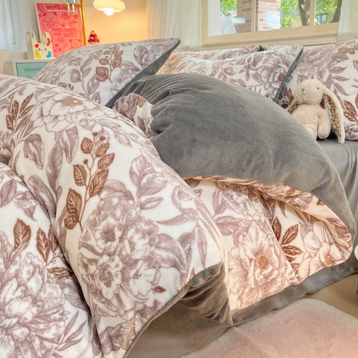 91家纺网 家纺一手货源 找家纺 卡派 2024新款冬季亲肤透气牛奶绒印花四件套 秋意浓