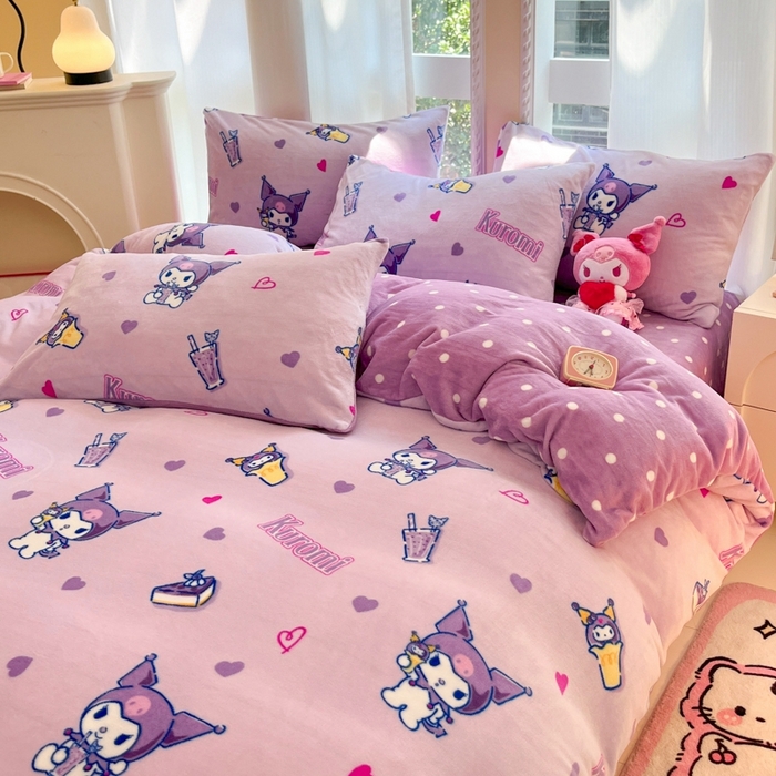 91家纺网 家纺一手货源 找家纺 2024新款三丽鸥牛奶绒小版四件套 牛奶绒小版-奶茶库洛米专版