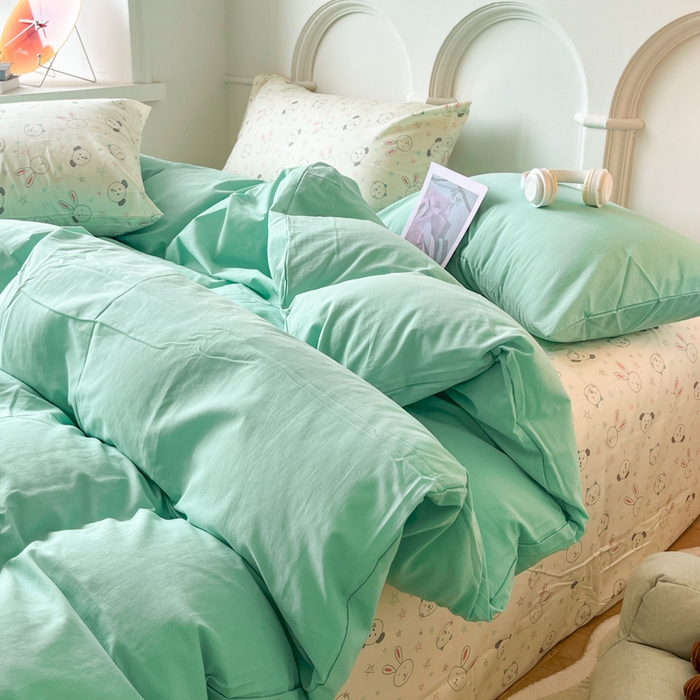 91家纺网 家纺一手货源 找家纺 千朵 2024新款全棉水洗棉混搭双拼四件套 猫咪湖绿