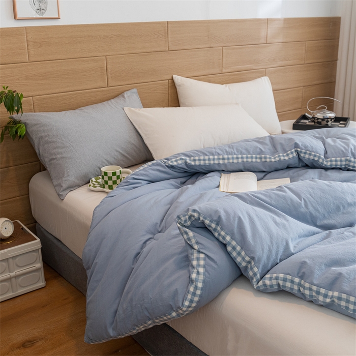 91家纺网 家纺一手货源 找家纺 2024新款无印风棋盘格立体边大豆纤维冬被 风格二 棋盘格-浅蓝