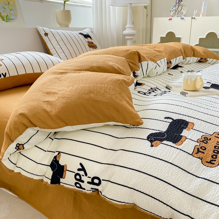 91家纺网 家纺一手货源 找家纺 悦织湾家纺 2025新款轻奢北欧风小清新印花水洗棉四件套 腊肠狗