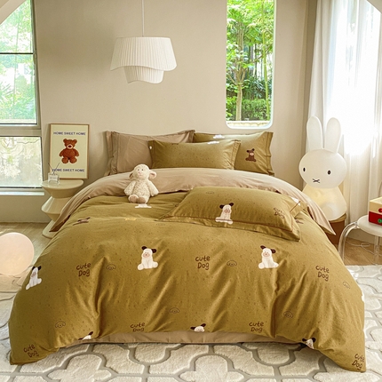 91家纺网 家纺一手货源 找家纺 2025新款全棉加厚生态磨毛印花四件套-基础款 快乐玩伴绿