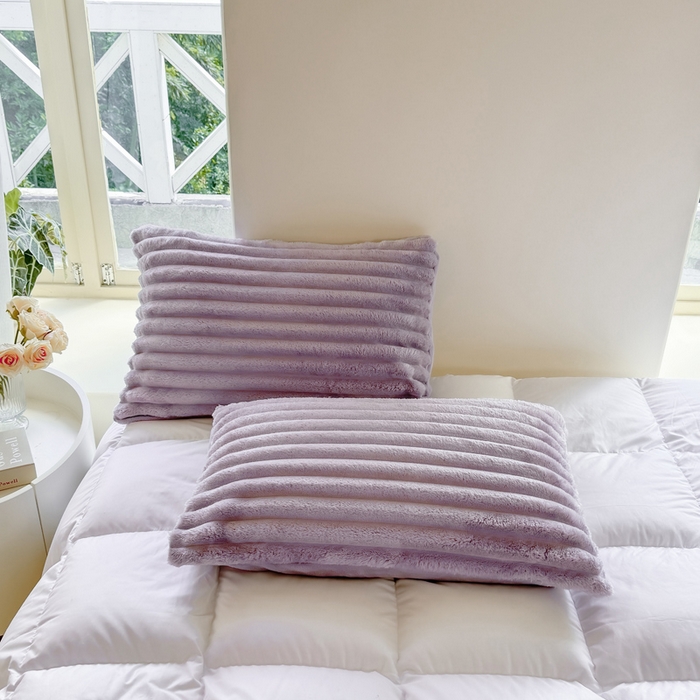 91家纺网 家纺一手货源 找家纺 卡派 2024新款兔毛绒多功能毛毯抽条牛奶绒贝贝绒毛毯 香芋紫