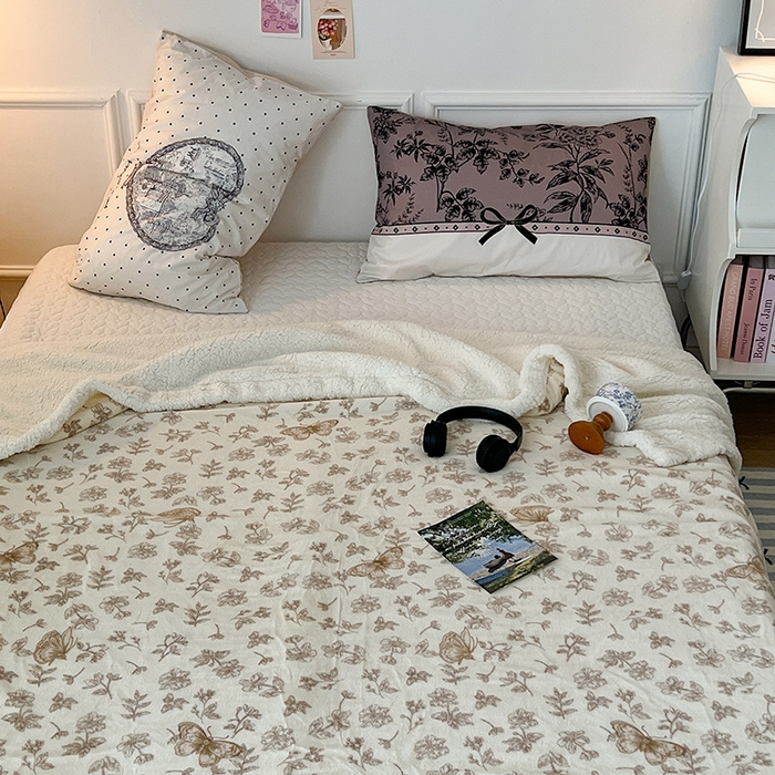 91家纺网 家纺一手货源 找家纺 昔可家纺 2024新款羊羔绒牛奶绒毛毯系列（三）-ins小清新系列 复古蝴蝶