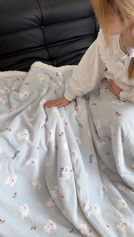 91家纺网 家纺一手货源 找家纺 昔可家纺 2024新款羊羔绒牛奶绒毛毯系列（三）-卡通系列 蓝底小奶狗