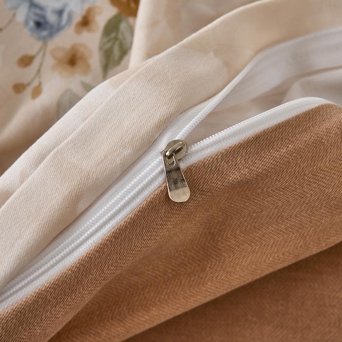 91家纺网 家纺一手货源 找家纺 优尚家纺 2025新款全棉磨毛纯棉喷气印花清新轻奢款四件套 轻奢款-雅韵金蕊