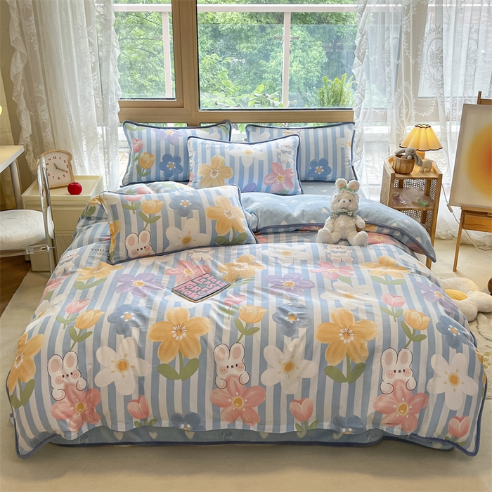 91家纺网 家纺一手货源 找家纺 红粉佳人 2025新款棉加绒印花四件套 花园小兔