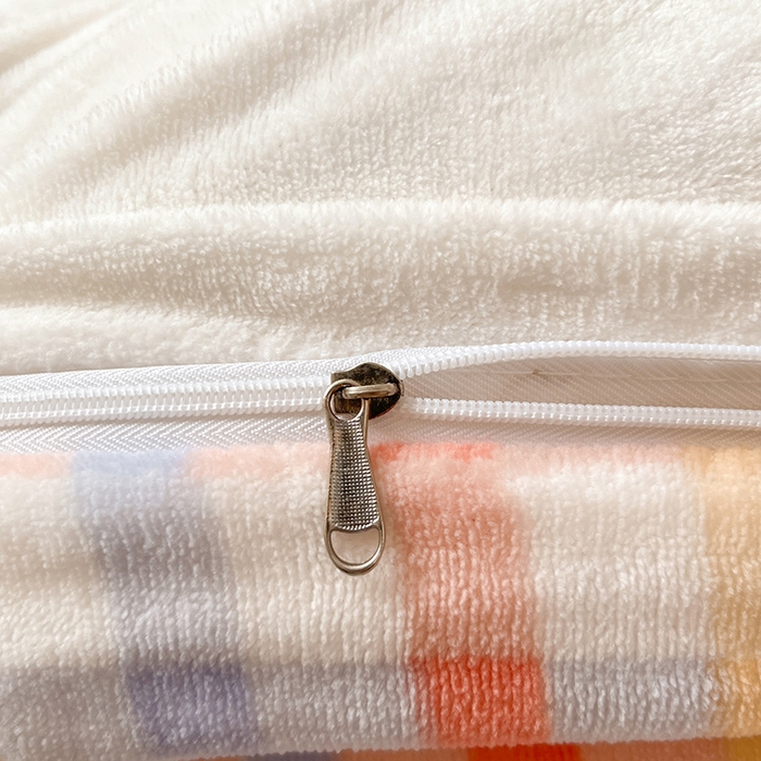 91家纺网 家纺一手货源 找家纺 2024新款200g加厚防静电牛奶绒小清新四件套 绒-蜜桃朵朵