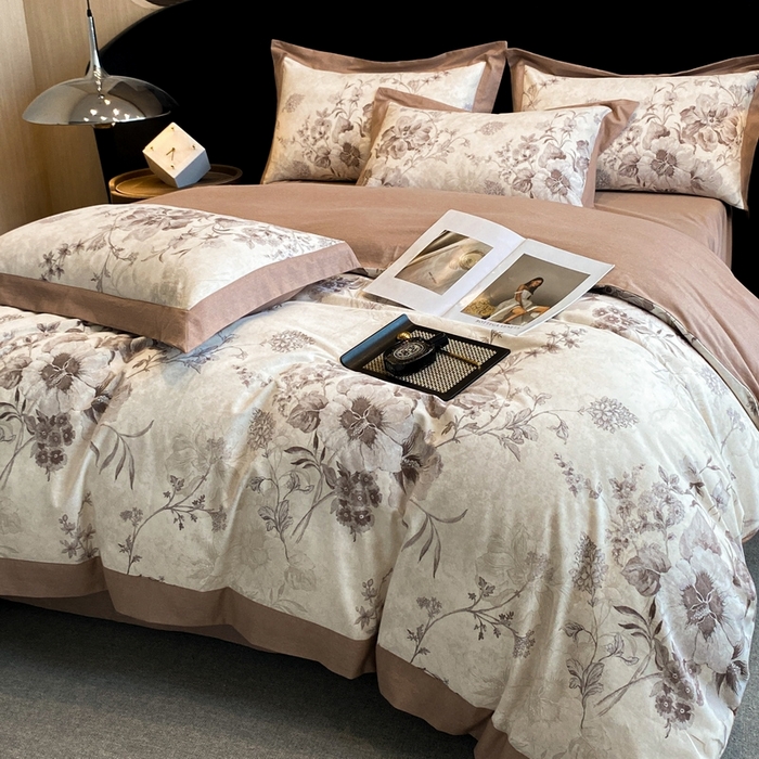 91家纺网 家纺一手货源 找家纺 梵克保罗 2024新款全棉贡缎磨毛数码印花高级简奢款四件套 远黛-灰