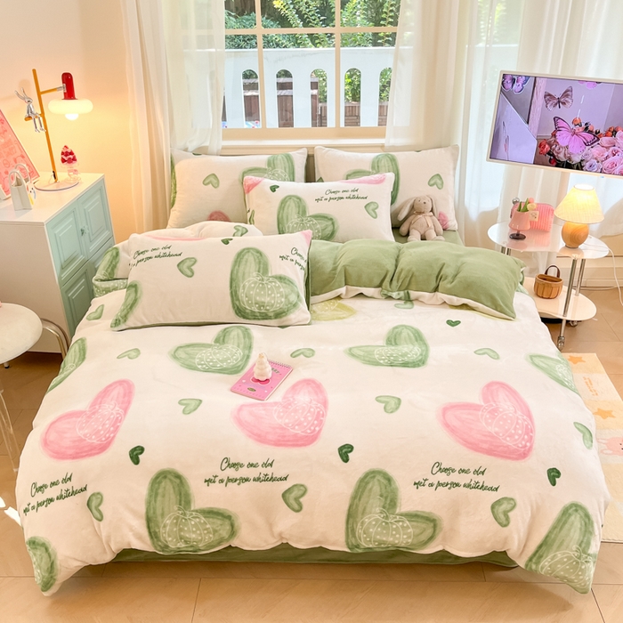 91家纺网 家纺一手货源 找家纺 卡派 2024新款冬季亲肤透气牛奶绒印花四件套 心意