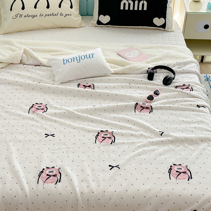 91家纺网 家纺一手货源 找家纺 昔可家纺 2024新款羊羔绒牛奶绒毛毯系列（三）-ins小清新系列 芭蕾蛋糕