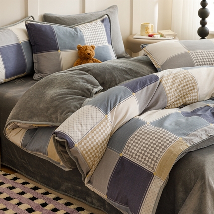 91家纺网 家纺一手货源 找家纺 (总）红粉佳人 2025新款棉加绒印花四件套