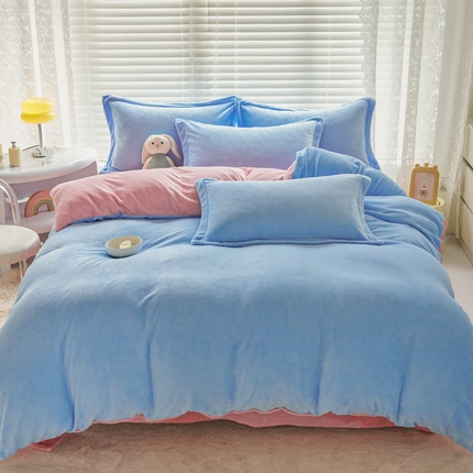 91家纺网 家纺一手货源 找家纺 【91特价】慕晨 加厚牛奶绒纯色拼色四件套（花型随机发货）