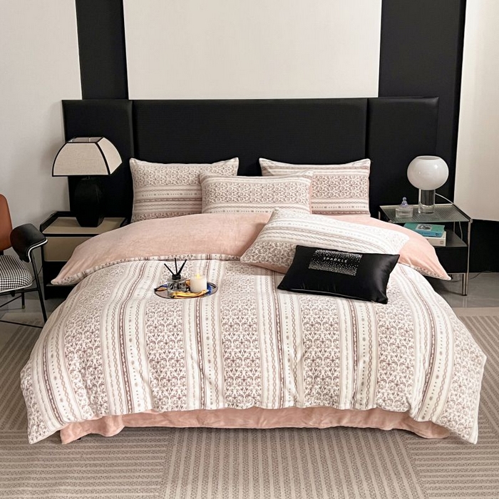 91家纺网 家纺一手货源 找家纺 HL原创 2024新款轻奢风雕花牛奶绒四件套 安娜