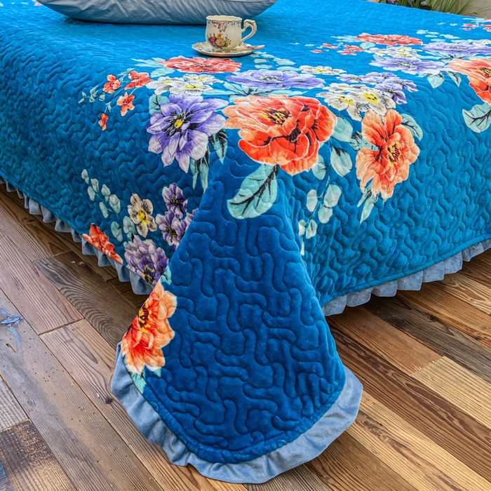 91家纺网 家纺一手货源 找家纺 有品 2025年牛奶绒花边5D跑量款夹棉床盖 富贵花开