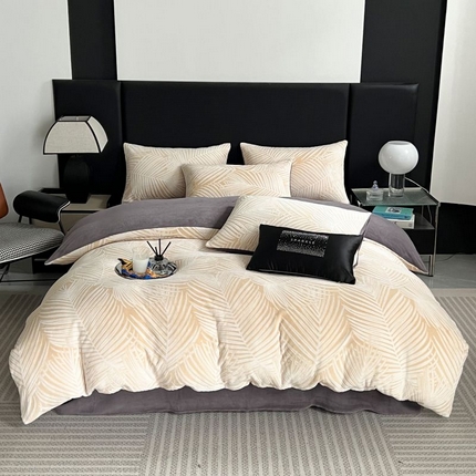 91家纺网 家纺一手货源 找家纺 HL原创 2024新款轻奢风雕花牛奶绒四件套 丛林-黄