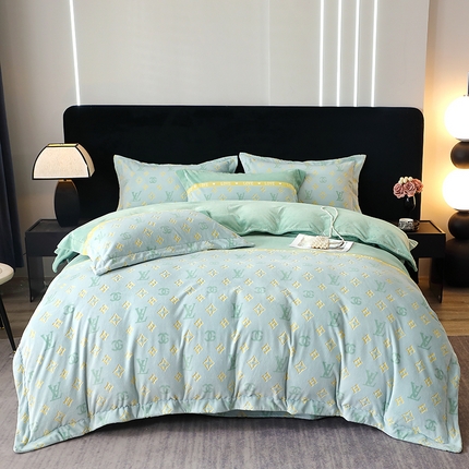 91家纺网 家纺一手货源 找家纺 席之家 2024新款A类平雕印花全消光260克雅丝绒四件套 翠绿色