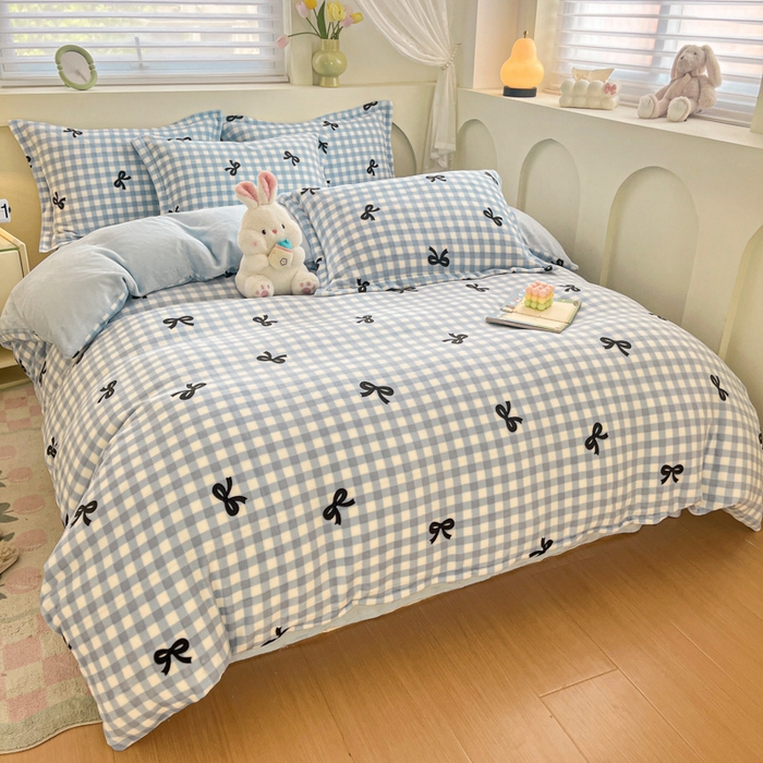 91家纺网 家纺一手货源 找家纺 梦之岛 2024新款高克重小清新印花牛奶绒保暖四件套 蝴蝶结-天蓝