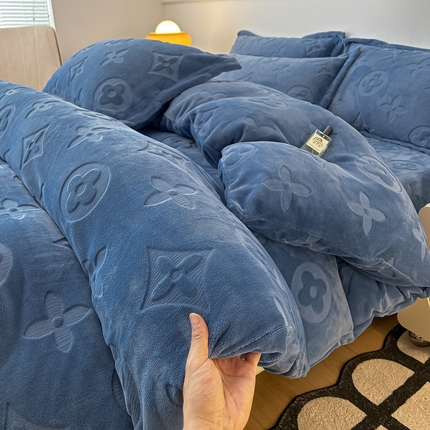 91家纺网 家纺一手货源 找家纺 （总）绒多多 2025新款牛奶绒单被套