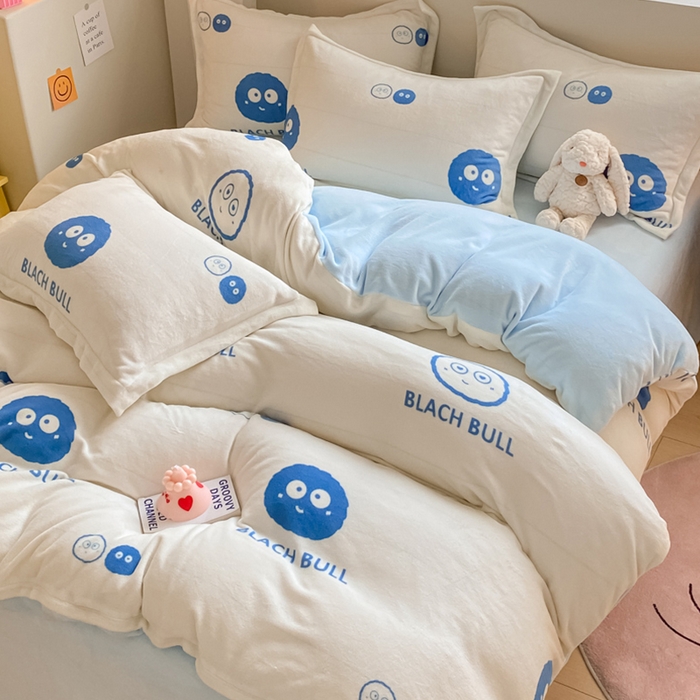 91家纺网 家纺一手货源 找家纺 梦之岛 2024新款高克重小清新印花牛奶绒保暖四件套 小煤球