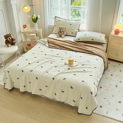 91家纺网 家纺一手货源 找家纺 （总）左右家纺 2024新款同心结牛奶绒毛毯