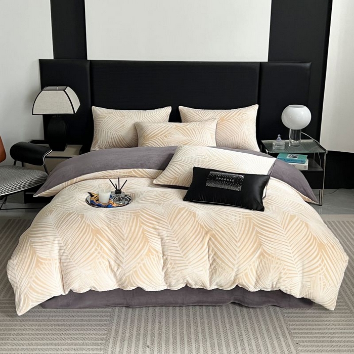 91家纺网 家纺一手货源 找家纺 HL原创 2024新款轻奢风雕花牛奶绒四件套 丛林-黄